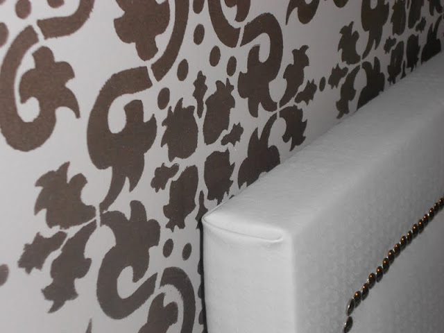 headboard 8