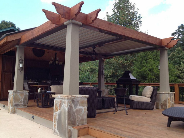 an outdoor living area