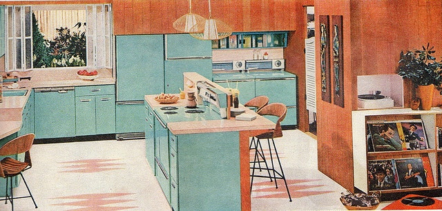 1950s kitchen with blue cabinets