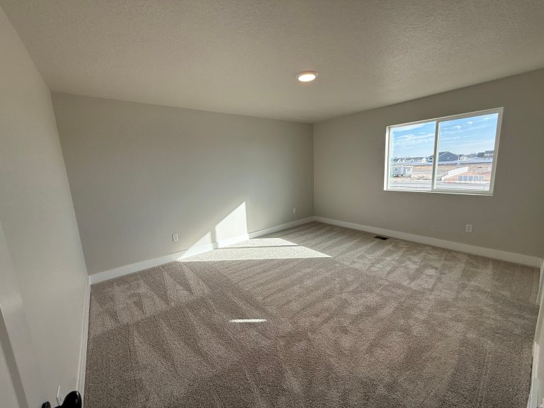 Edison 110 bedroom 1