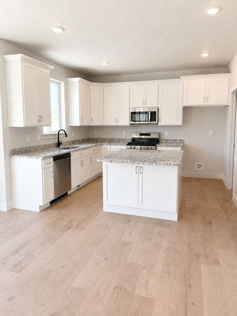 Cameron-127-Kitchen
